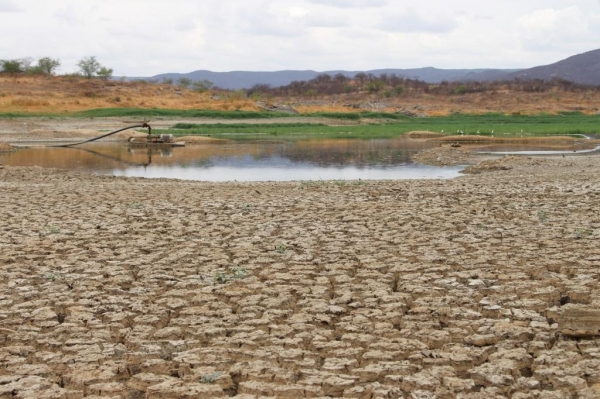 Açude praticamente seco no Rio Grande do norte em dezembro de 2017 (Foto: Anderson Barbosa/G1)
