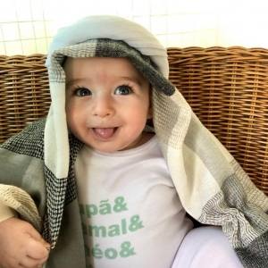 Théo homenageando o time da Arábia Saudita na Copa do Mundo (Foto: Arquivo pessoal )
