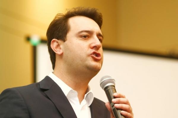 Ratinho Jr nega acordo branco (Foto: Franklin de Freitas)