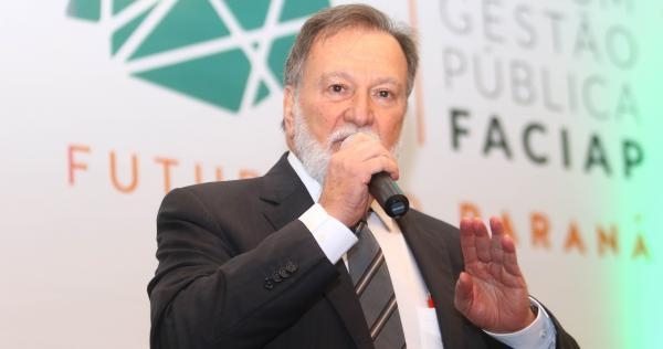 Osmar: aliança de Alvaro com aliado de Ratinho Jr isolou pedetista (Foto: Franklin de Freitas)