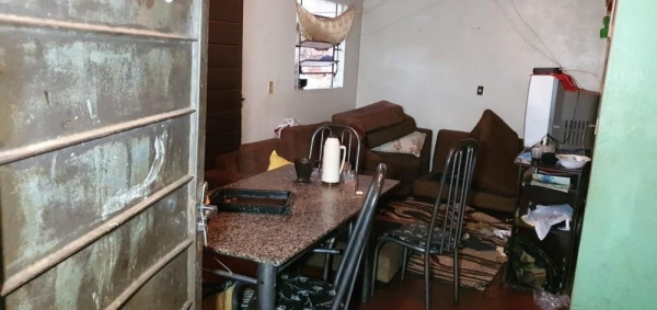 Polícia liberta adolescentes que eram feitos reféns por padrasto há quase 30 horas, em Cafelândia — Foto: Alan Medeiros/RPC