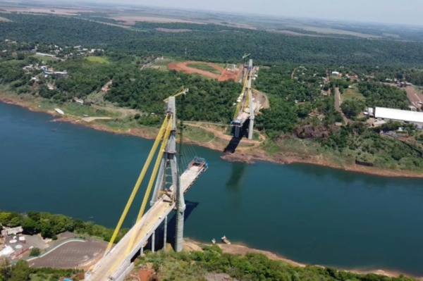 Ponte Brasil - Paraguai 78% - Foz do Iguaçu, 24/02/2022 Foto: DER-PARANÁ
