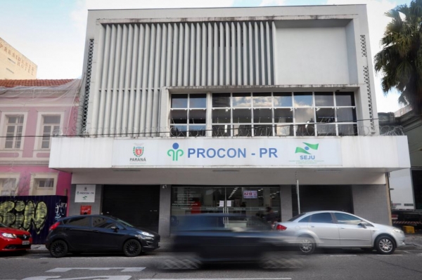 Procon Parana - Departamento Estadual de Proteção e Defesa do Consumidor, vinculado a SEJUF. Foto: Geraldo Bubniak/AEN Foto: Geraldo Bubniak/AEN