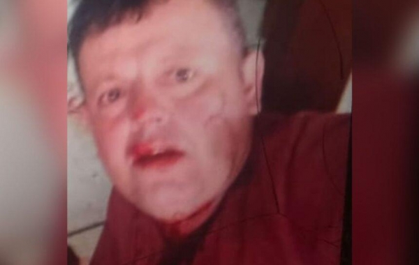 Após o crime, homem postou foto no status. Foto: Reprodução/24HNews