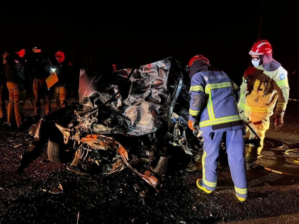 Jovens morrem em acidente no Paraná — Foto: Corpo de Bombeiros/ colaboração