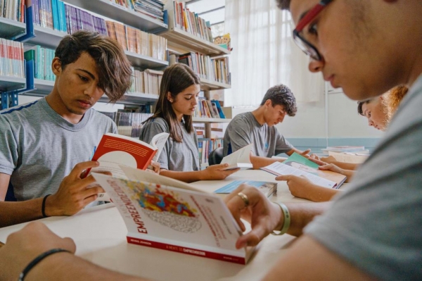 Consulta pública: 82 dos 126 colégios optam pelo modelo cívico-militar para 2024 Foto: SEED