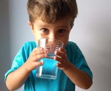 Tempo seco: Saúde reforça cuidados em especial com as crianças Foto: Mateus Lachovski/Sanepar