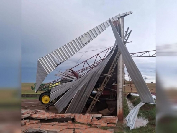 emporal em Clevelândia. Foto: Clevelândia Online