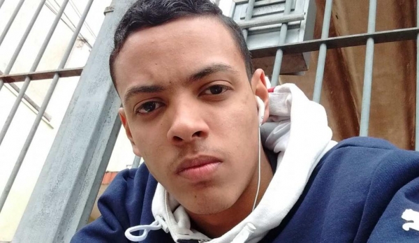 Jovem consumiu gin com metanol com amigos em uma adega de São Paulo (Foto: Reprodução/ Redes Sociais)