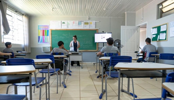 Aulas retornam após passagem de ciclone (Foto: Roberto Dziura Jr/AEN)