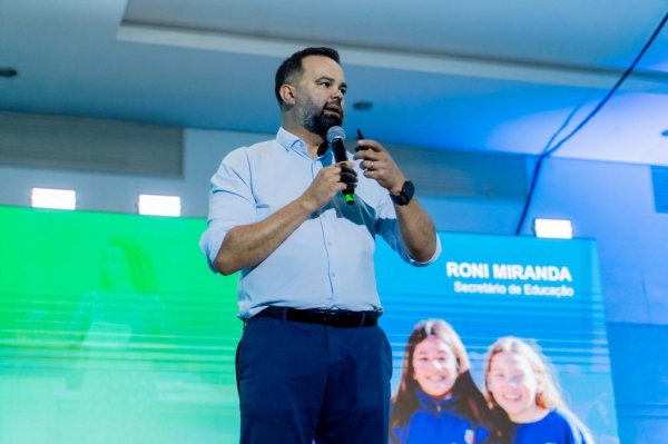 Estado orienta diretores a trabalharem recomposição da aprendizagem e presença da família na escola Foto: Silvio Turra/SEED